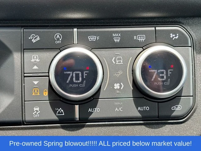 Used 2020 Gray Land Rover HSE image 26