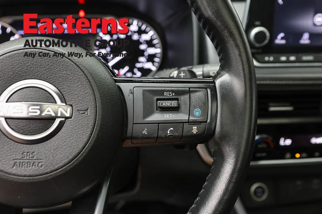 Used 2023 Black Nissan SV image 16