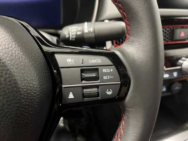 New 2026 Platinum White Pearl Honda FWD image 14