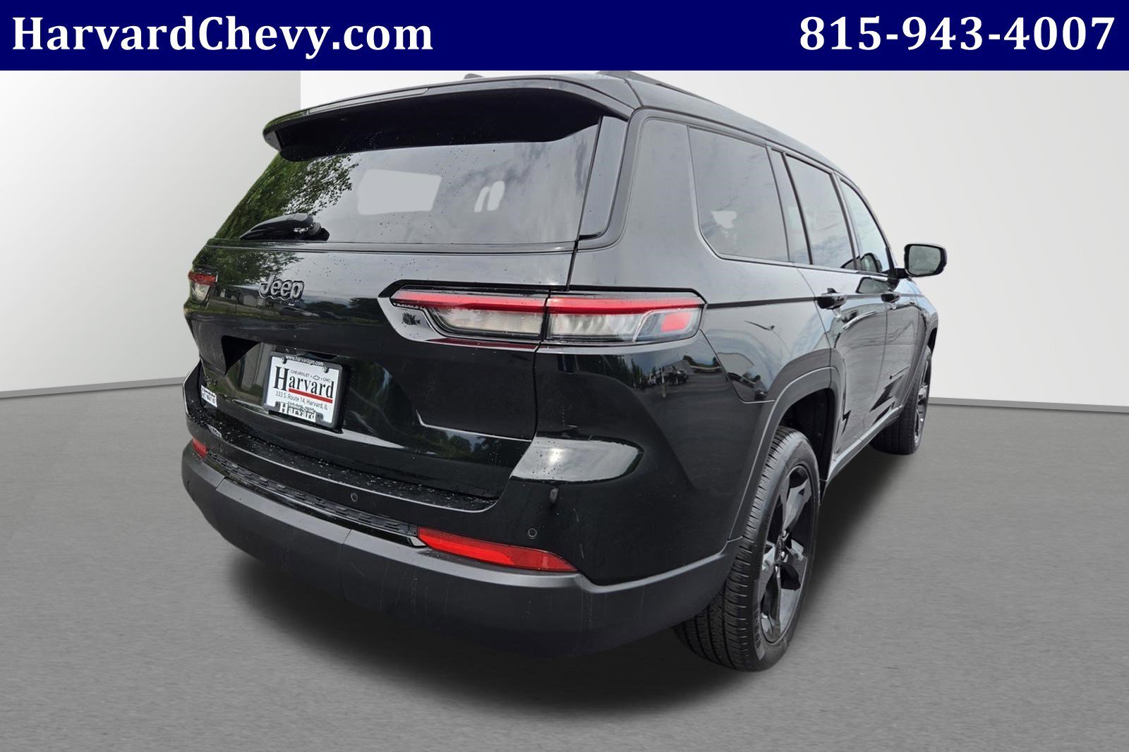 Used 2023 Black Jeep Altitude 4x4 image 4
