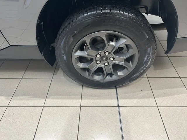 Used 2023 Gray Ford XLT image 21