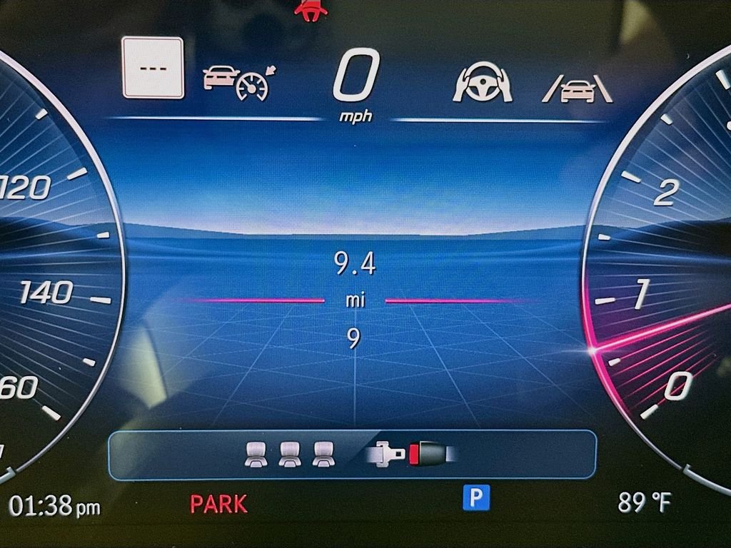 New 2026 MANUFAKTUR Alpine Grey Mercedes-Benz C 300 image 12