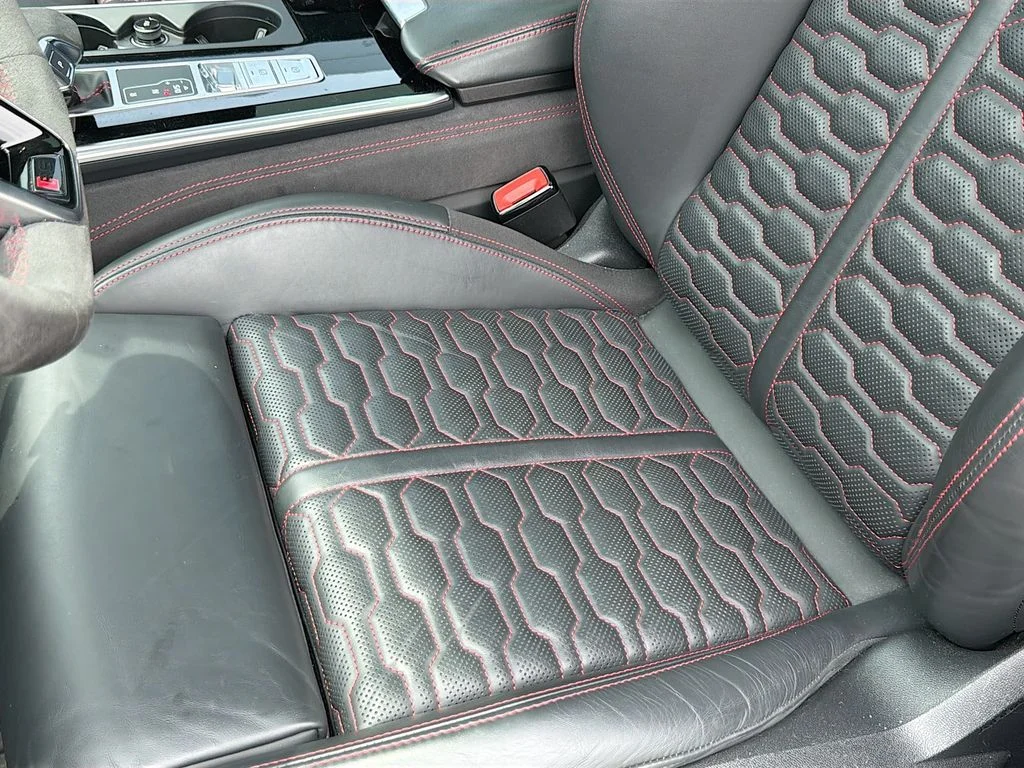 Used 2022  Audi 4.0T image 20