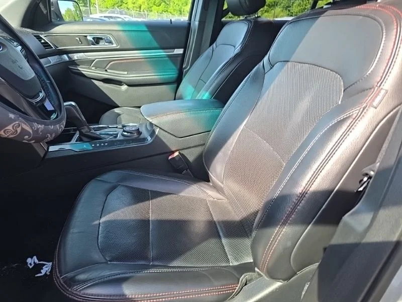 Used 2016 Silver Ford Sport image 11