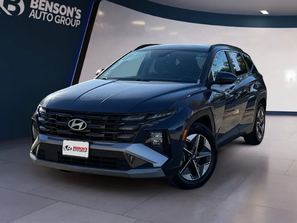 Used 2025 Blue Hyundai SEL image 1