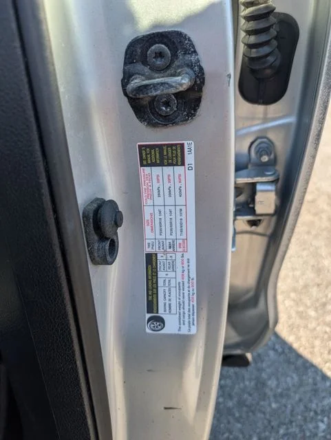 Used 2012 Silver Nissan SV image 27