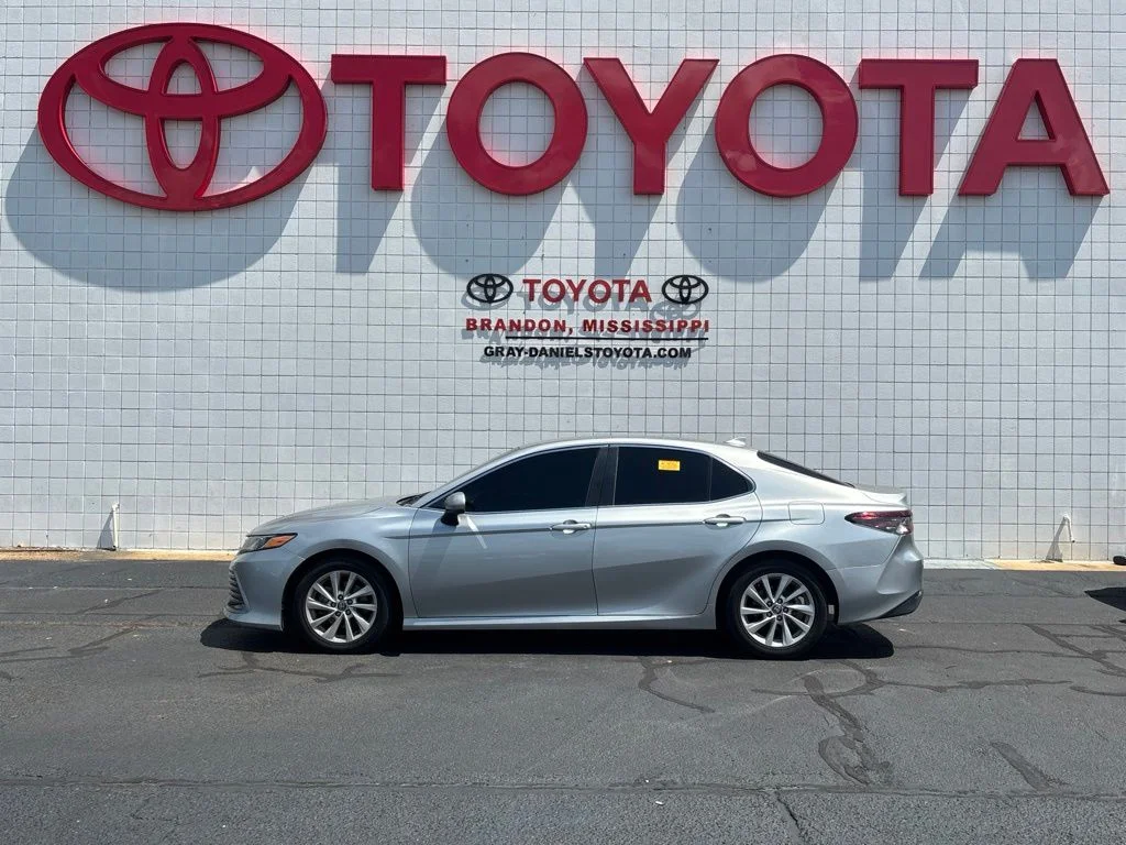 Used 2021 Silver Toyota LE image 4