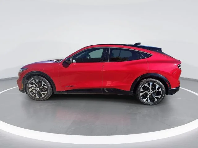 Used 2023 Red Ford Premium image 6