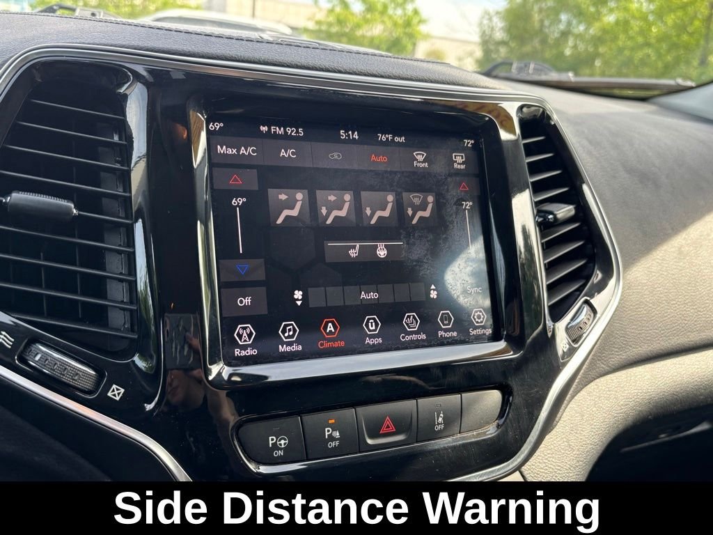 Used 2019 Gray Jeep Limited image 17