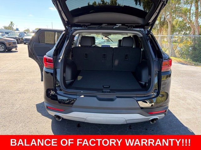 Used 2023 BLACK Chevrolet LT image 16