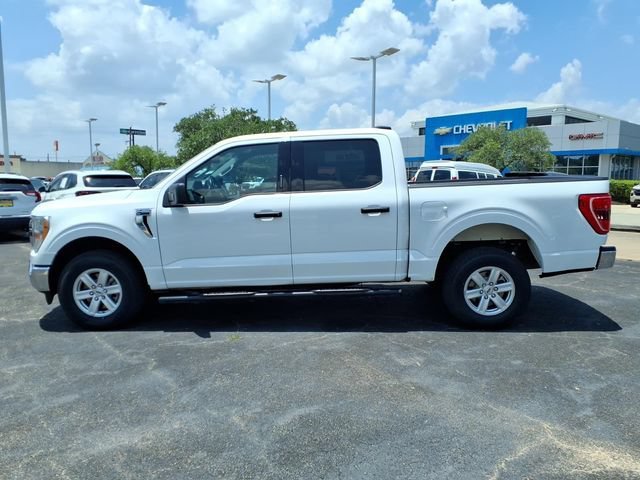Used 2022  Ford XL image 8