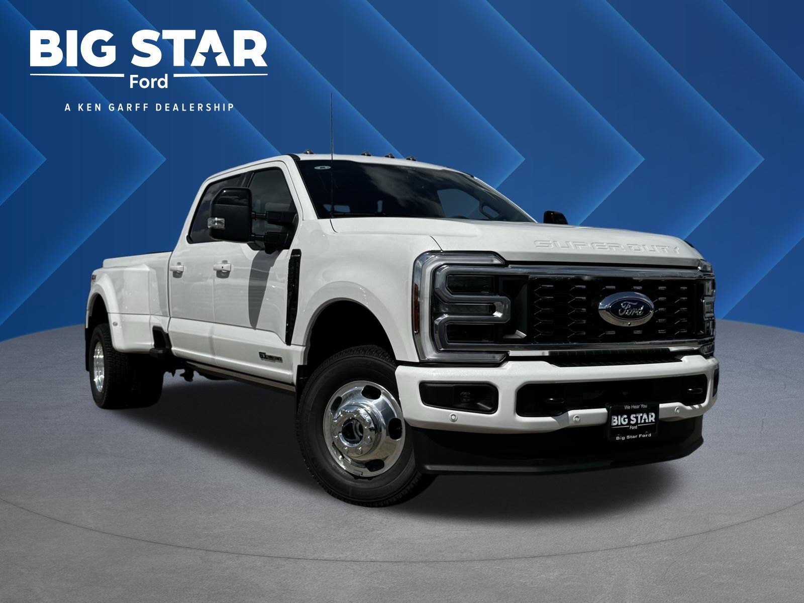 New 2026 Star White Metallic Tri-Coat Ford Platinum image 1