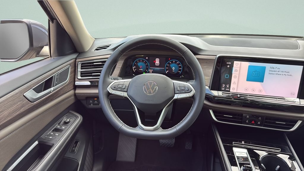 New 2026 Pure Gray Volkswagen 2.0T SEL image 22