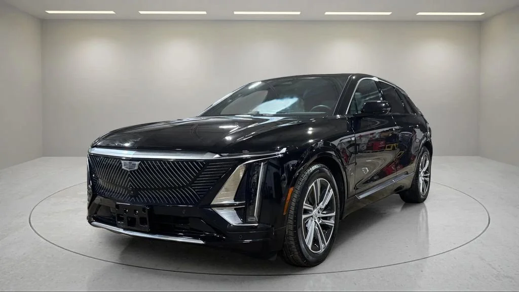 2024 Cadillac Lyriq Luxury 3 AWD's photo