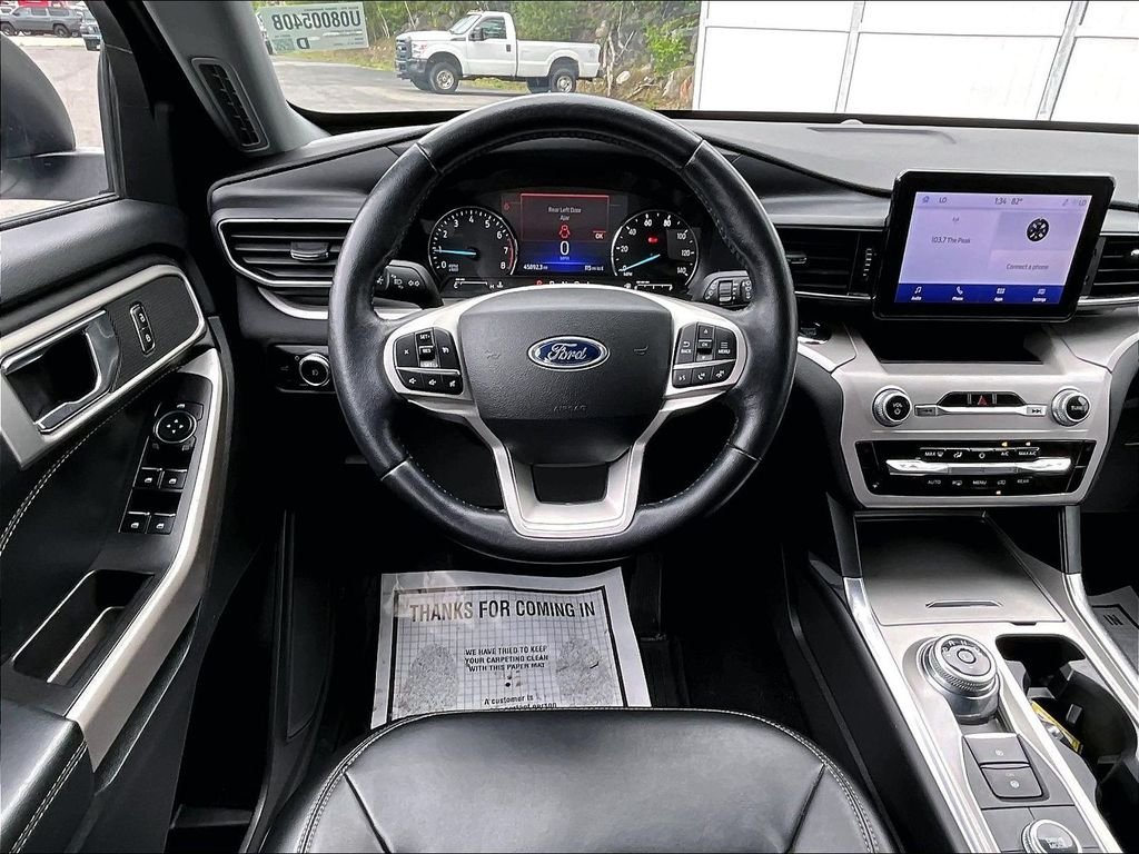 Used 2023 White Ford XLT image 18