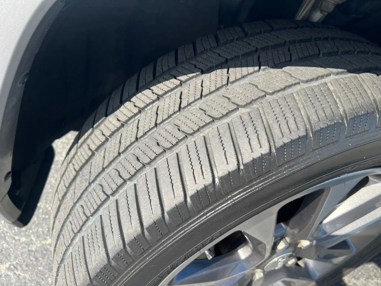 Used 2017 Silver Jeep Overland image 12