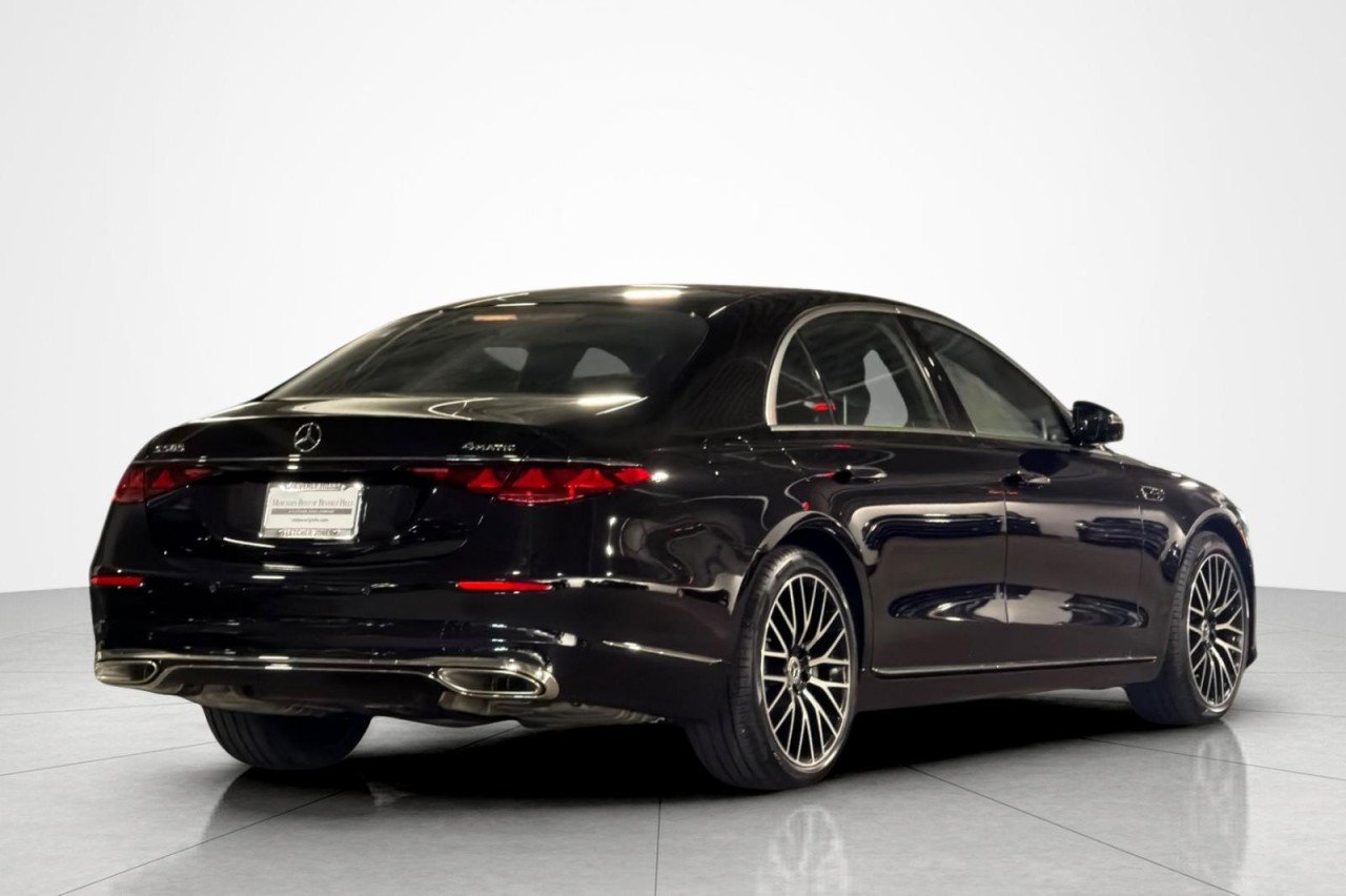 New 2027 Obsidian Black Metallic Mercedes-Benz S 580 4MATIC® Sedan image 5