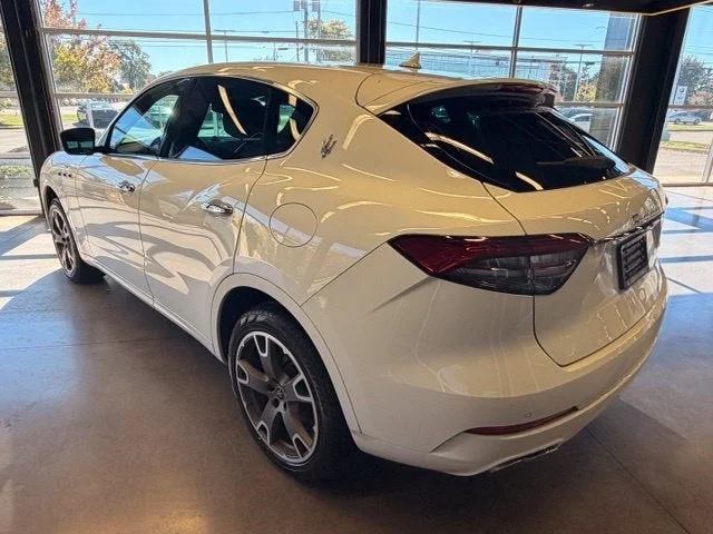 Used 2023 White Maserati GT image 3