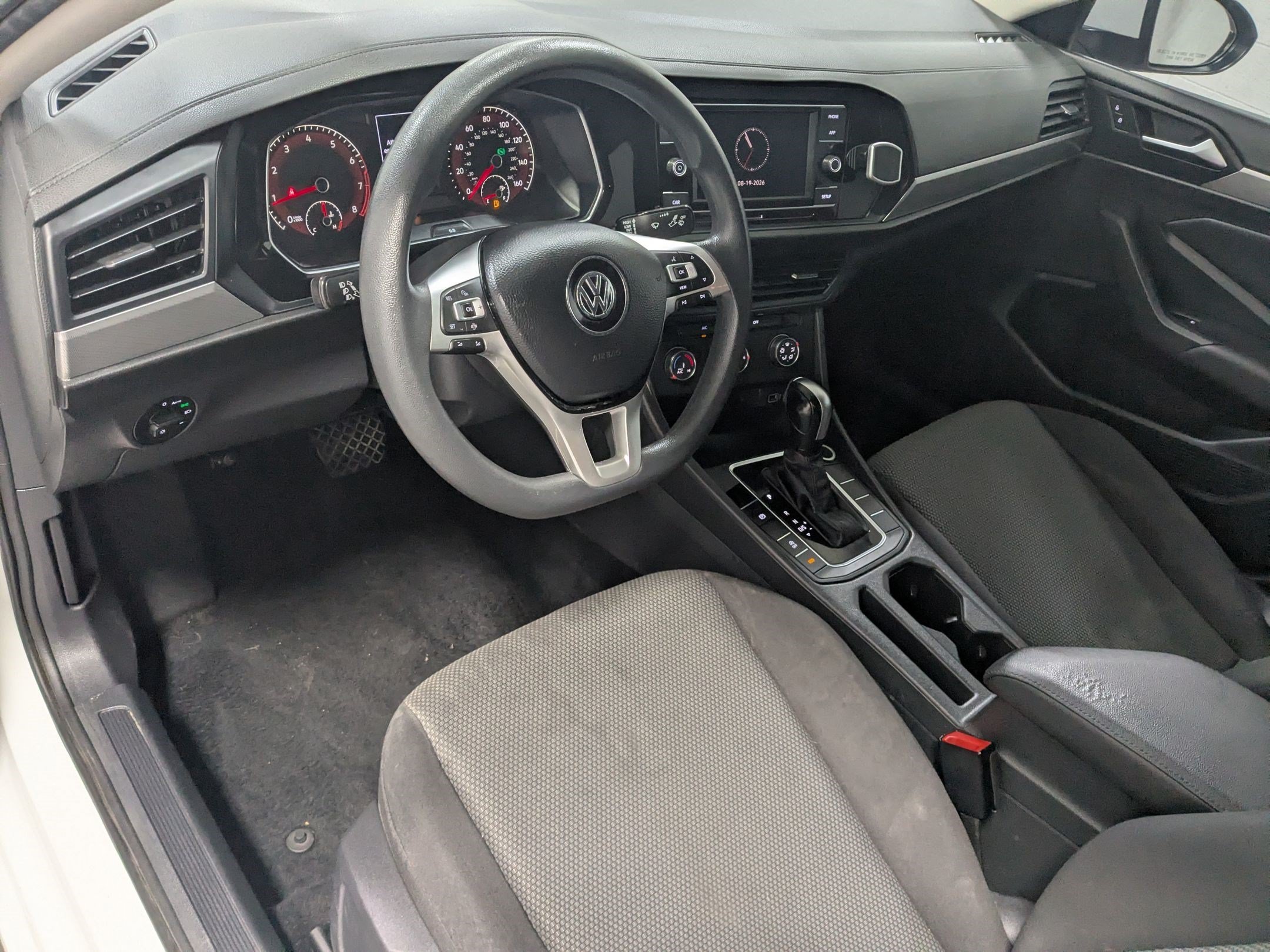 Used 2019 White Volkswagen S image 10