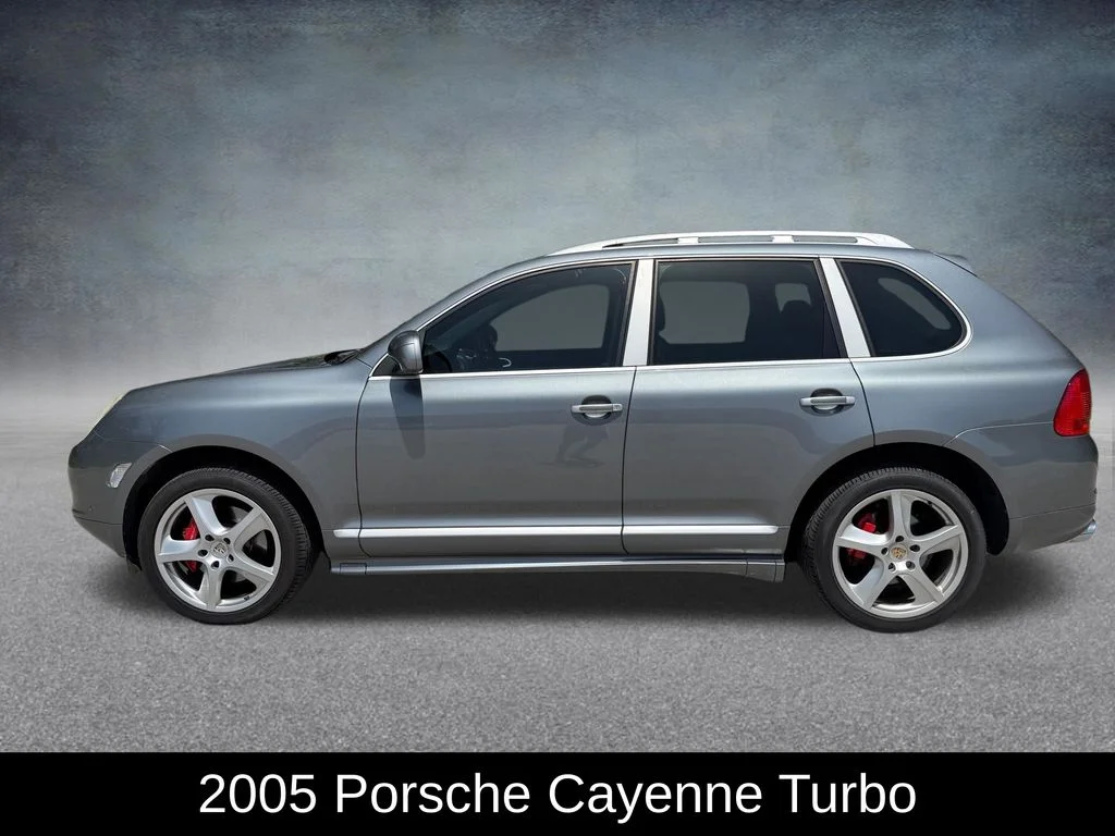 Used 2005  Porsche Turbo image 3