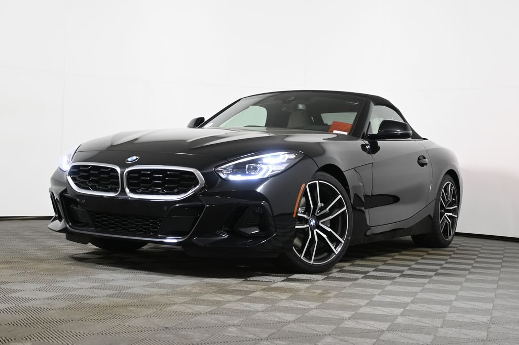 New 2026 Black Sapphire Metallic BMW sDrive30i image 5