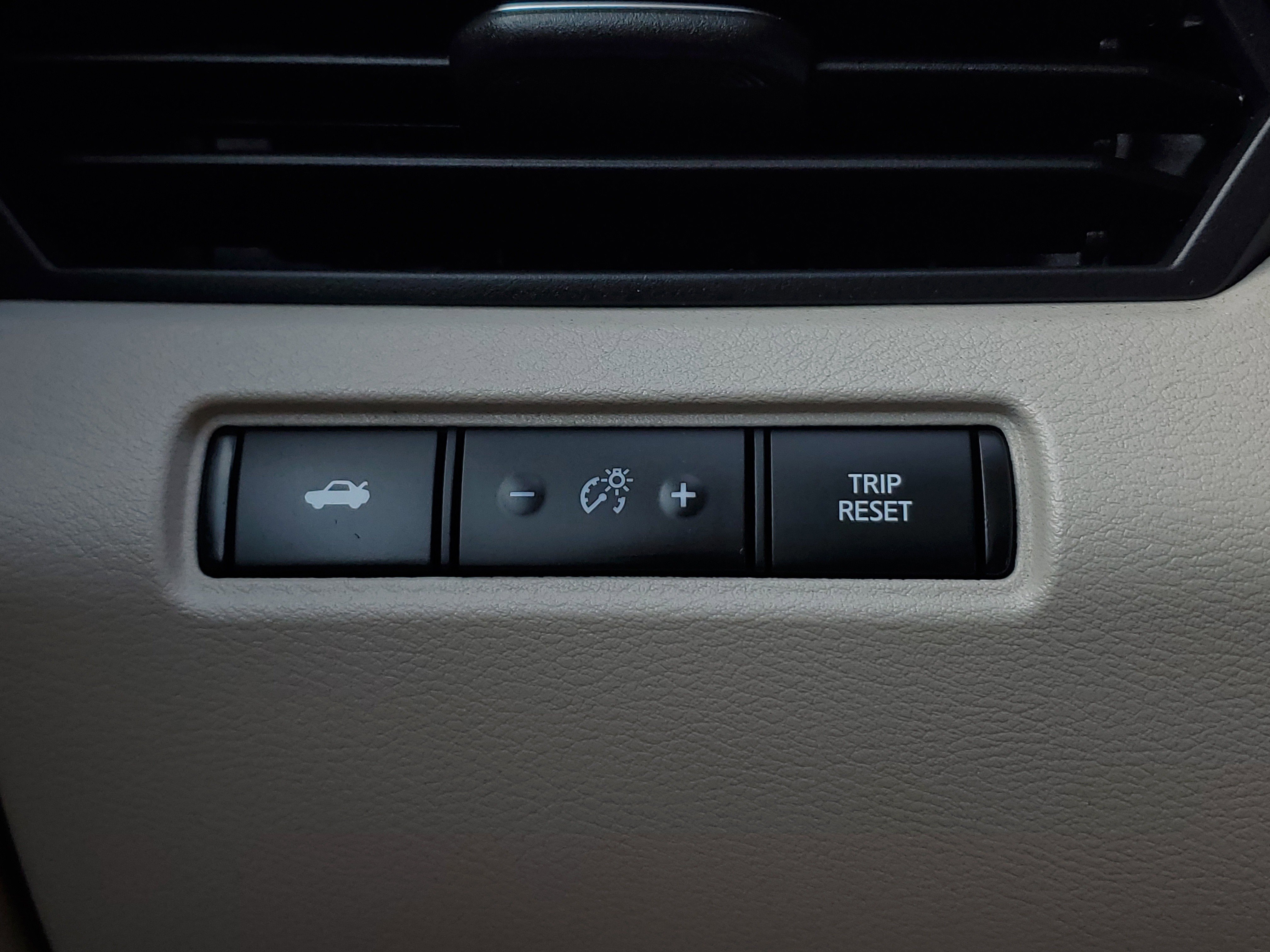Used 2025 Blue Nissan 2.5 SV image 28