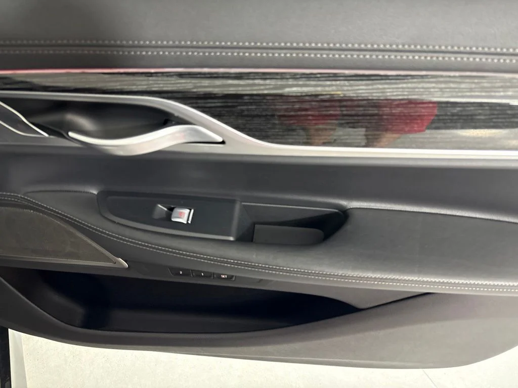 Used 2021 Gray BMW 740i image 16