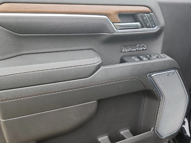2023 Chevrolet Silverado 1500 High Country - Photo 12