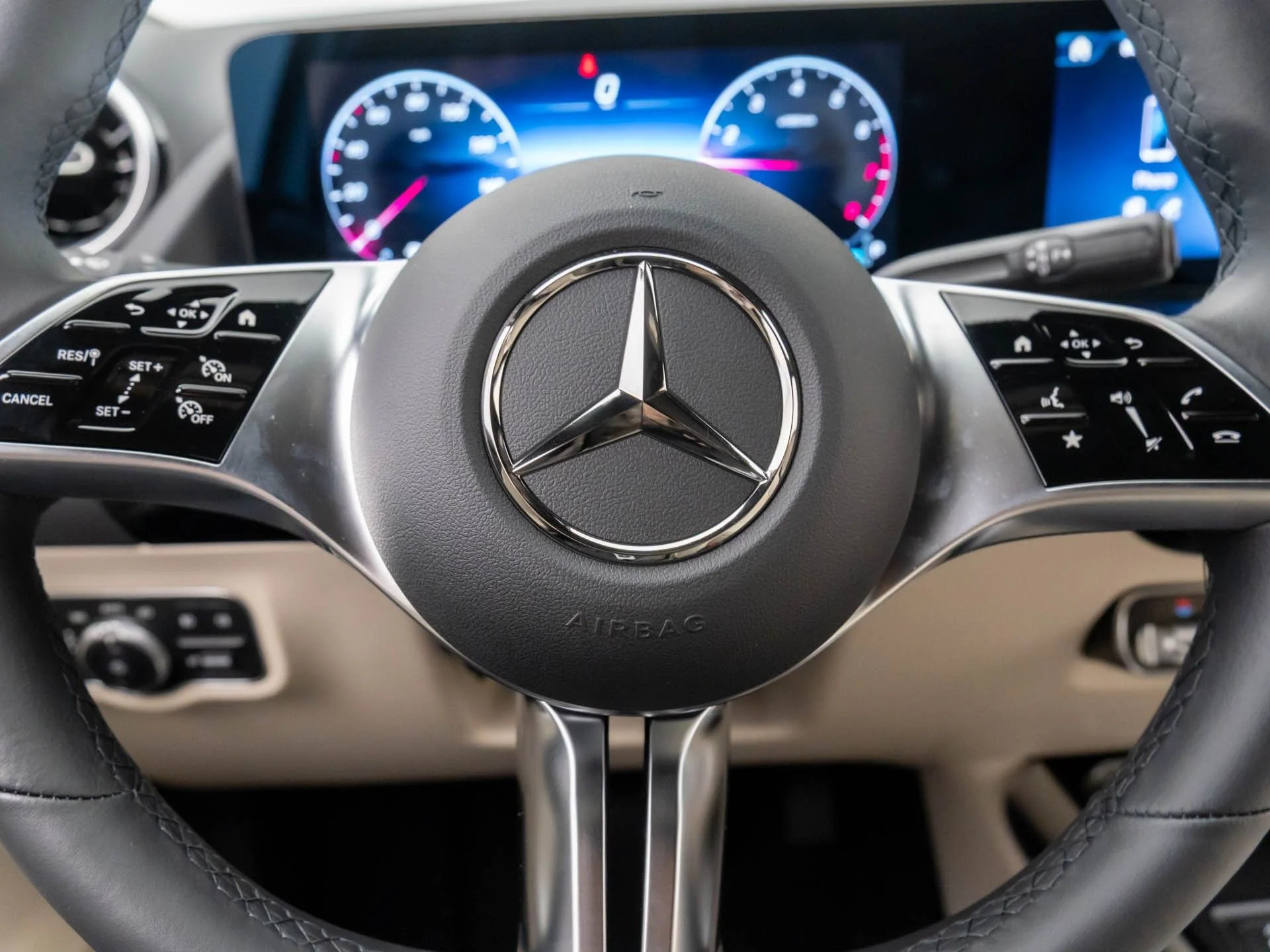 2025 Mercedes-Benz GLA GLA250 - Photo 20