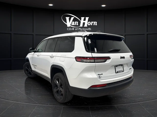 Used 2024 Bright White Clearcoat Jeep Limited image 5