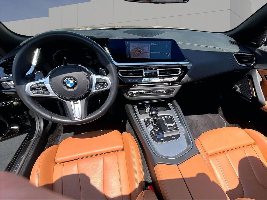 Used 2024 Black BMW sDrive30i image 14