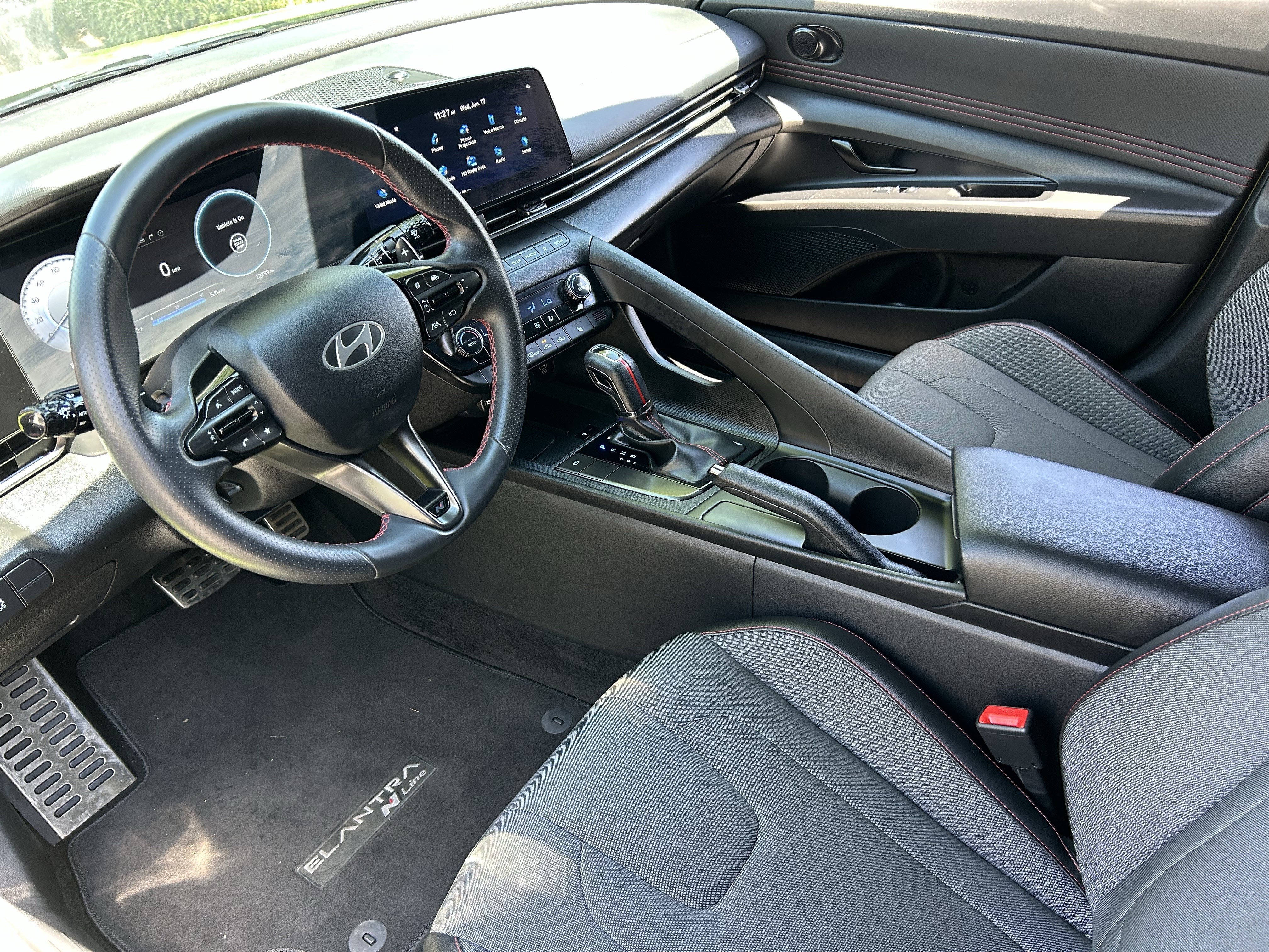 2024 Hyundai Elantra N Line - Photo 16