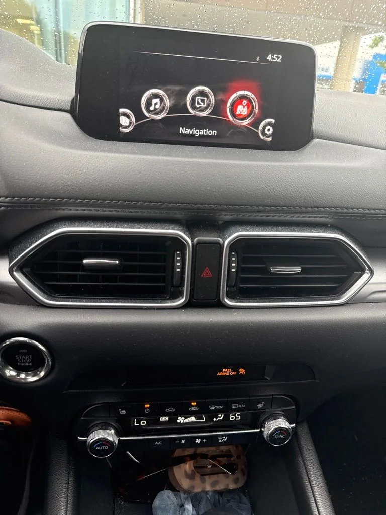 Used 2019 White Mazda Touring image 4