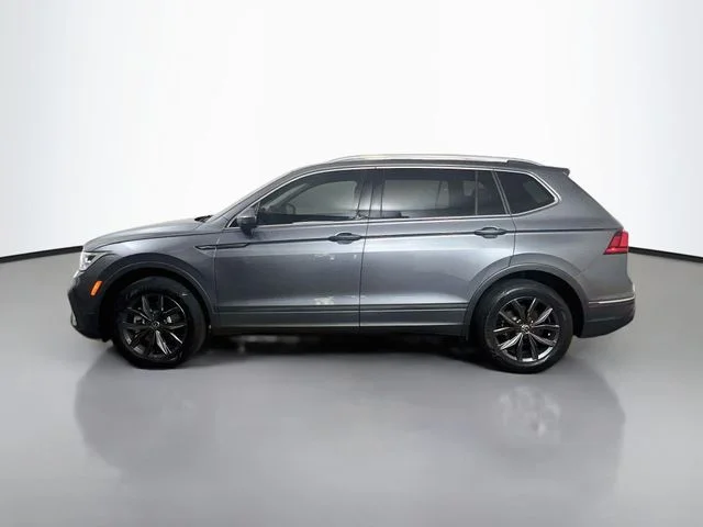 Used 2023 Platinum Gray Metallic Volkswagen 2.0T SE image 6
