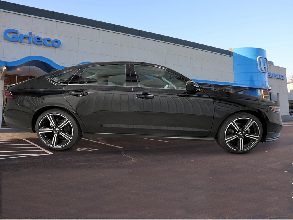 New 2026 Crystal Black Pearl Honda SE image 7