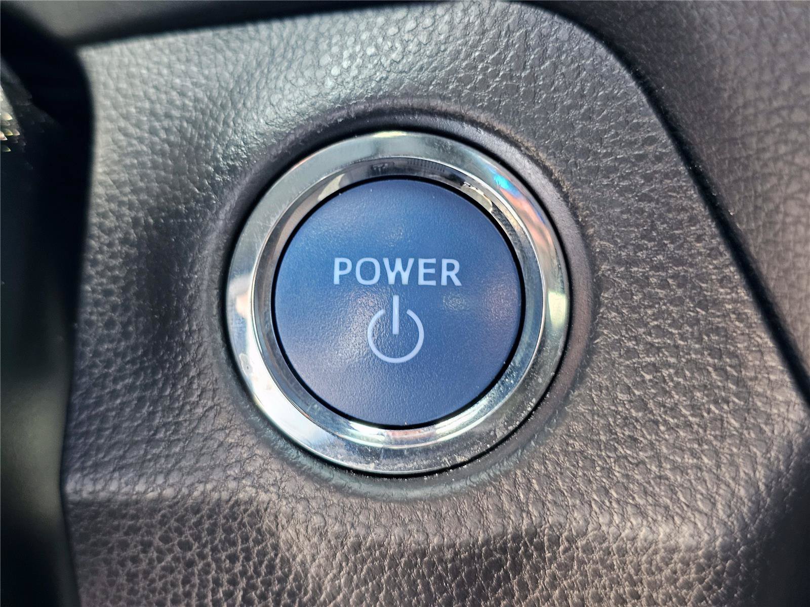 2021 Toyota RAV4 XSE - Photo 25