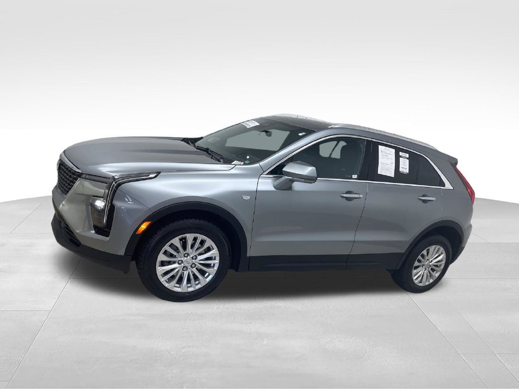 Used 2024 Silver Cadillac Luxury image 3