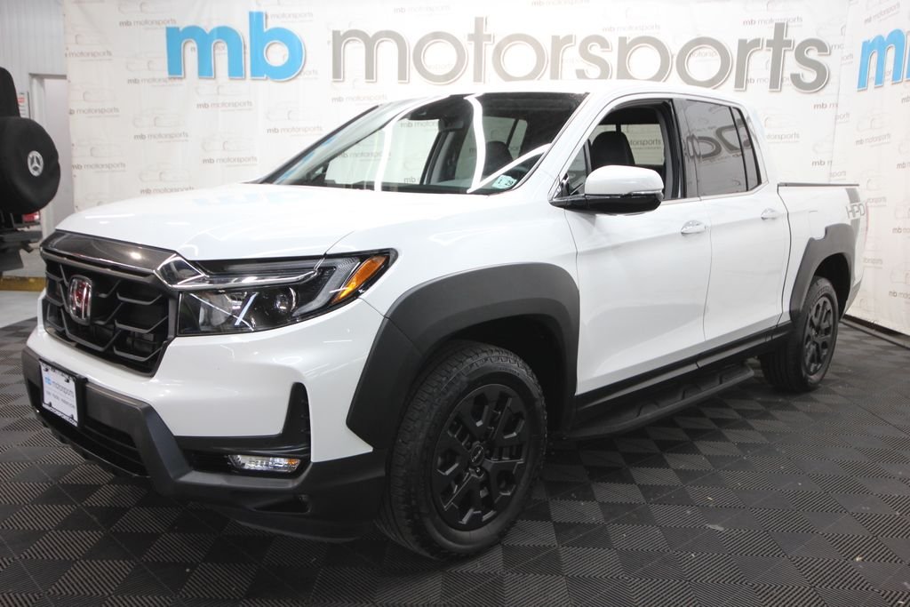2023 Honda Ridgeline RTL-E AWD's photo