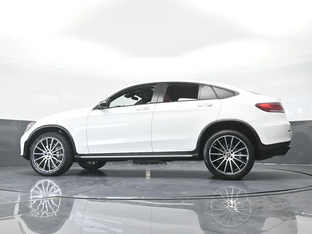 Used 2022 Diamond White Mercedes-Benz GLC 300 Coupe image 70