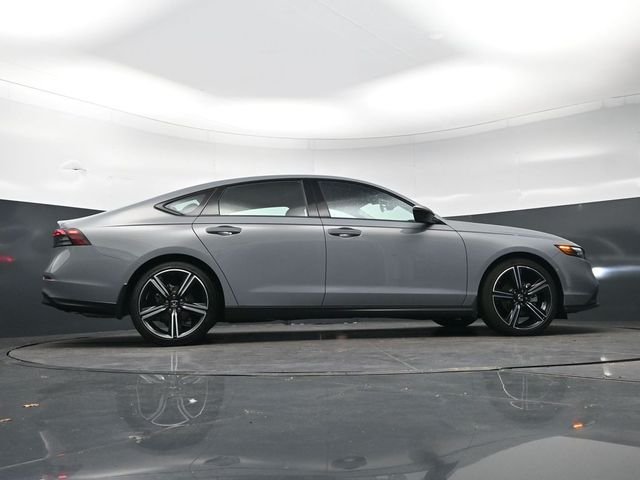 Certified Used 2026 Urban Gray Pearl Honda SE image 28