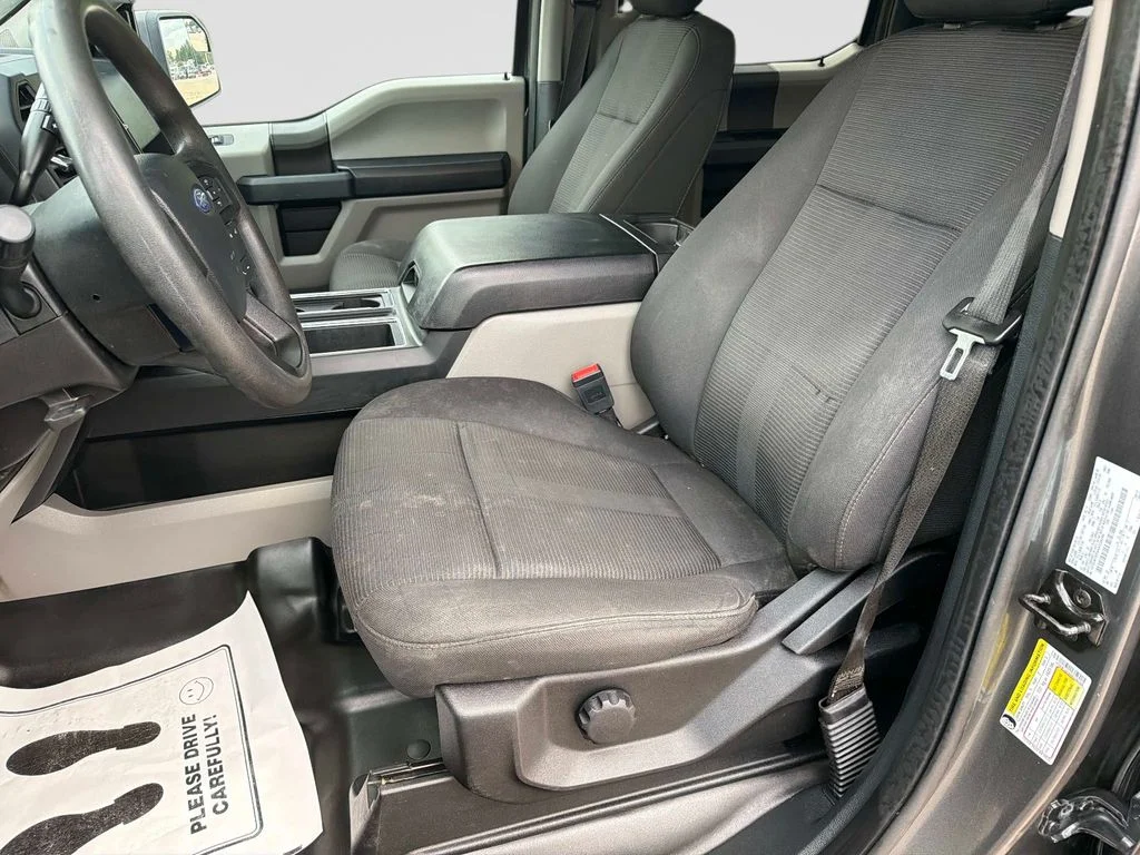 Used 2019 Magnetic Ford XL image 21