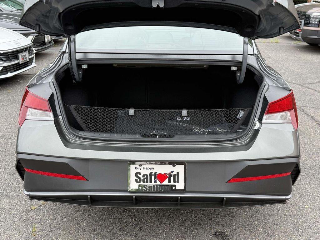New 2026 Amazon Gray Hyundai SEL Sport image 31