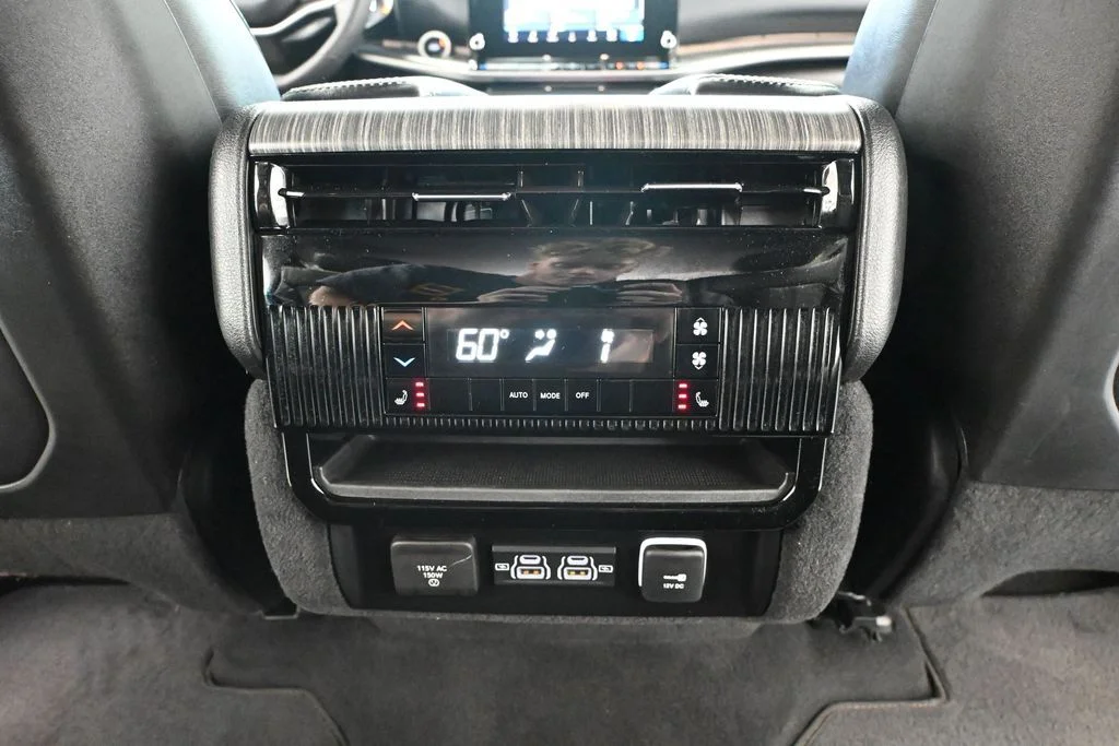 Used 2024 Black Jeep Series III image 41