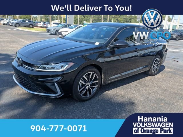 Certified Used 2025 Black Volkswagen 1.5T SE image 8