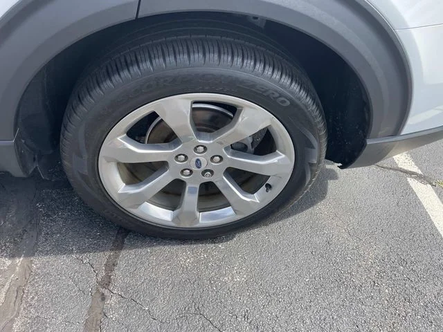 Used 2020 White Ford Platinum image 19