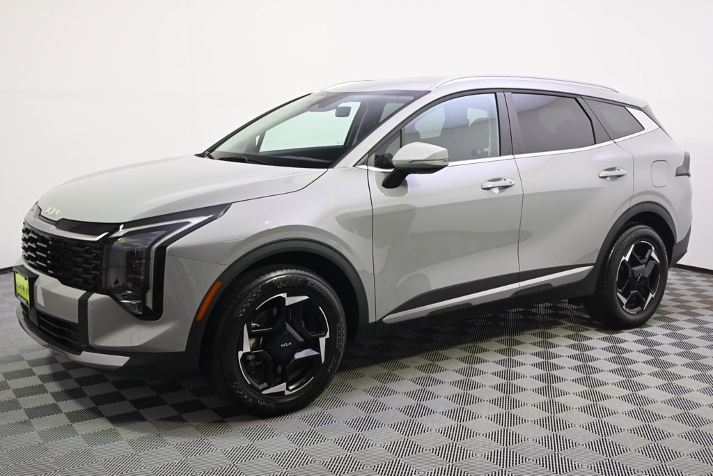 Used 2026 Kia Sportage EX with VIN 5XYK3CDF7TG332158 for sale in St. Louis Park, Minnesota