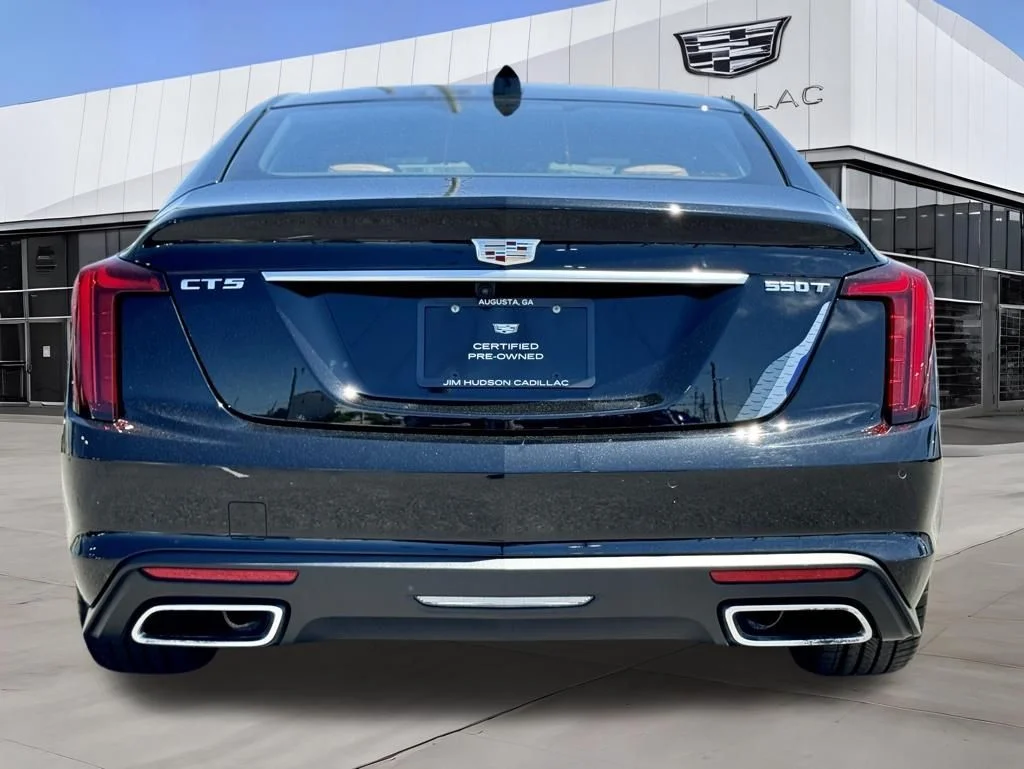 Used 2025  Cadillac Premium Luxury image 6