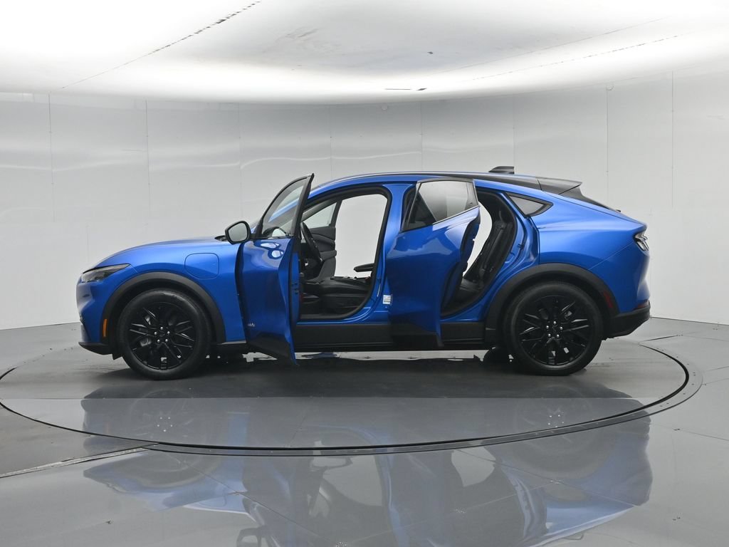 Used 2025 Blue Ford Select image 38