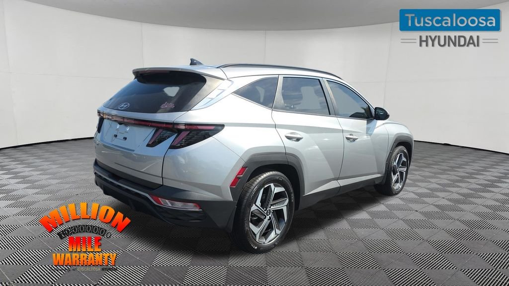 Used 2023 Silver Hyundai SEL image 8