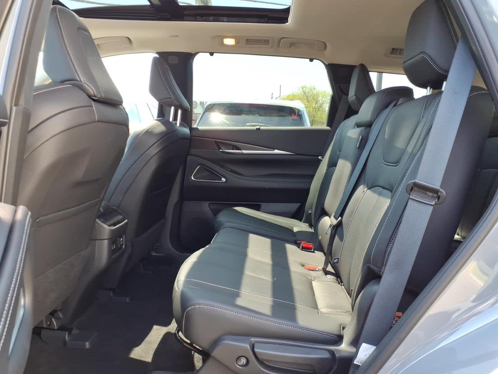 New 2025 Harbor Gray INFINITI Sensory AWD image 5